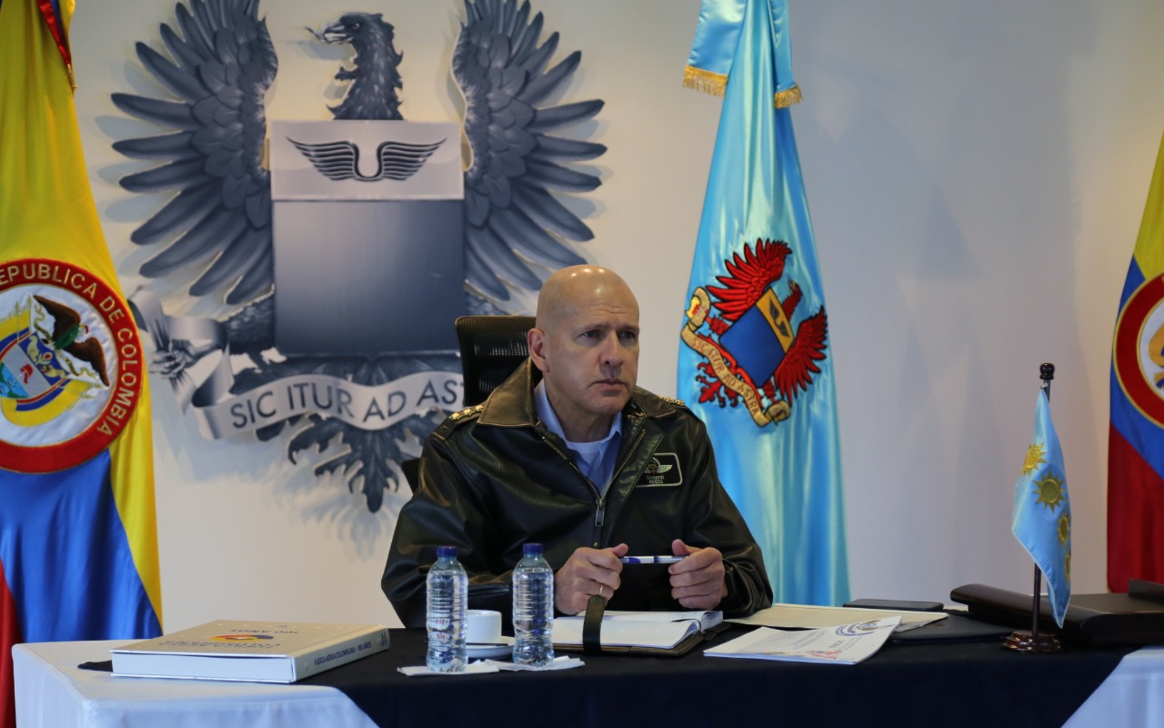 Comandantes de las Fuerzas Aéreas del continente Americano se reúnen para fortalecer la cooperación entre países