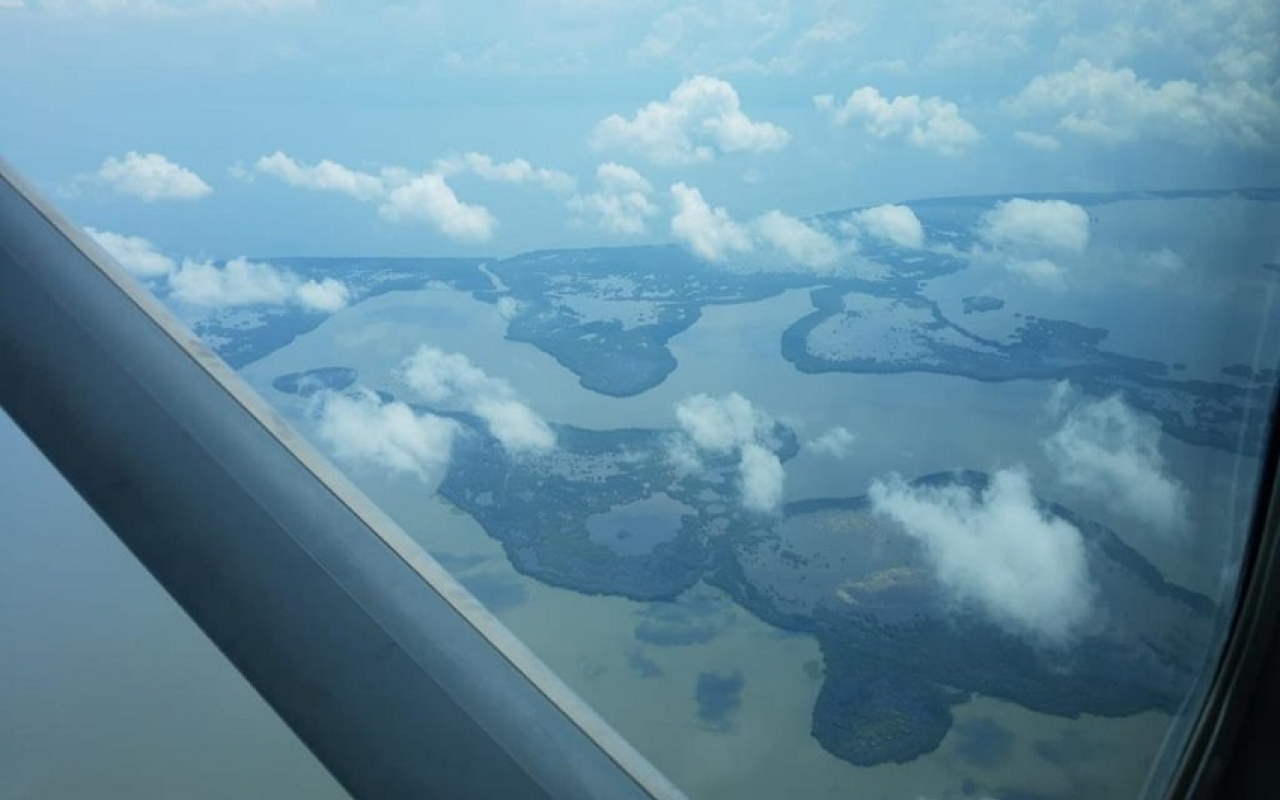 La Fuerza Aérea realiza misiones de vigilancia en Isla Salamanca 