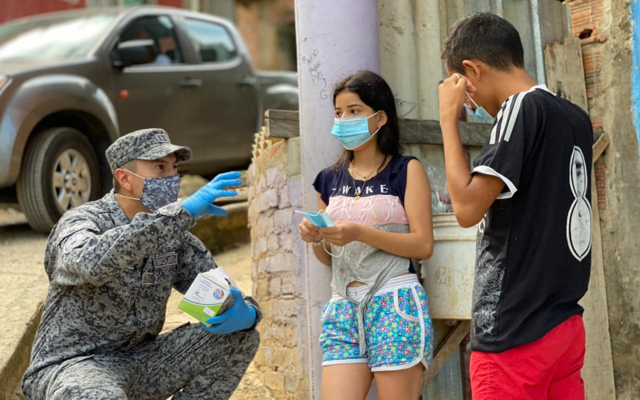 En Melgar, su Fuerza Aérea Colombiana sigue empleando campañas contra el COVID 19