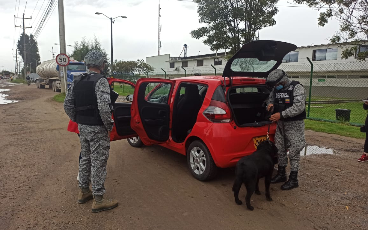 Su Fuerza Aérea Colombiana lo acompaña durante la Semana Santa