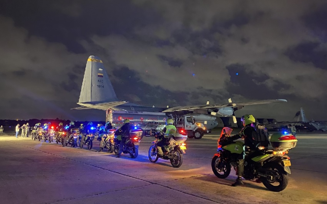 Su Fuerza Aérea moviliza apoyos desde el Caribe colombiano