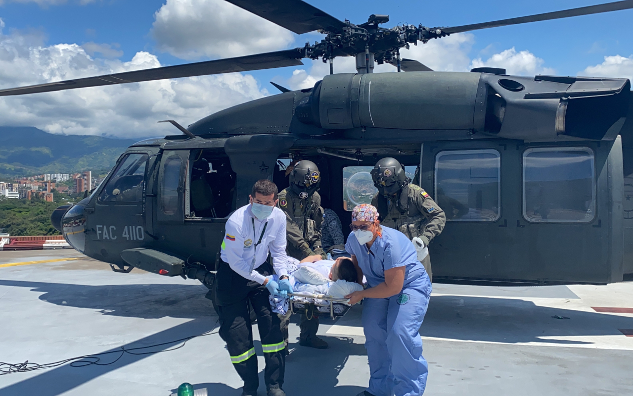 El ‘Ángel’ de su Fuerza Aérea, continúa salvando vidas