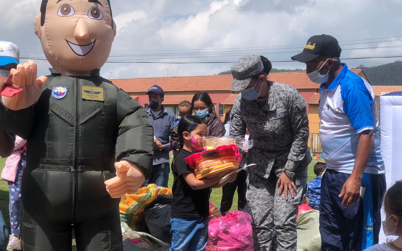 Una tarde de diversión y recreación para los niños de Madrid, Cundinamarca  