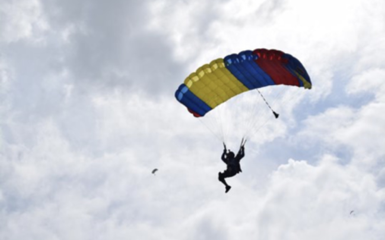 Paracaidismo militar, capacidades desafiadas en el aeródromo del CACOM 4.