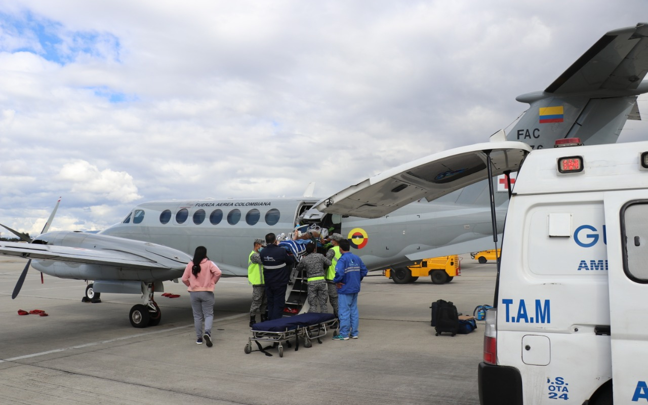 Continúan los traslados aeromédicos en medio de la pandemia, realizados por su Fuerza Aérea 