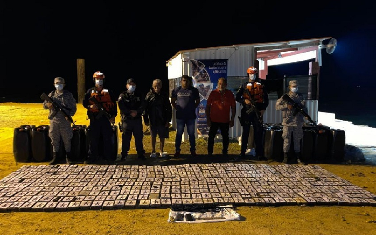 ‘Go Fast’ al servicio del narcotráfico fue interceptada en aguas del Mar Caribe