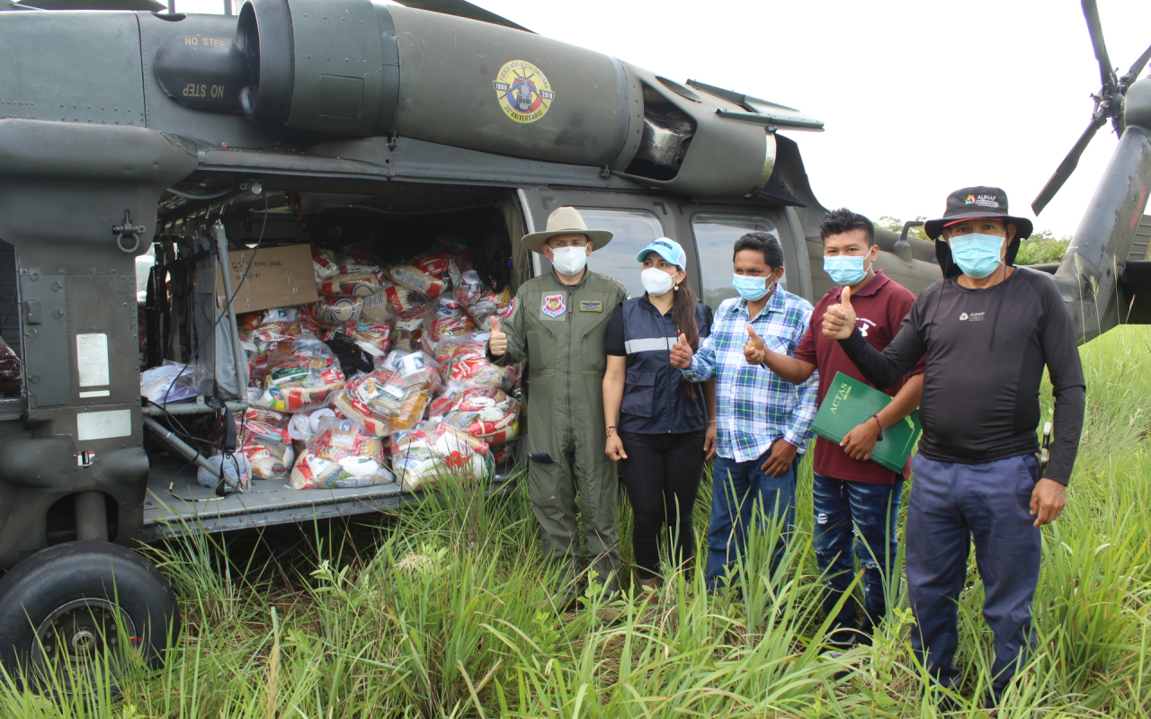 1.900 kilos de ayudas son transportados hacia resguardo Indígena de Caño Mochuelo, por su Fuerza Aérea 