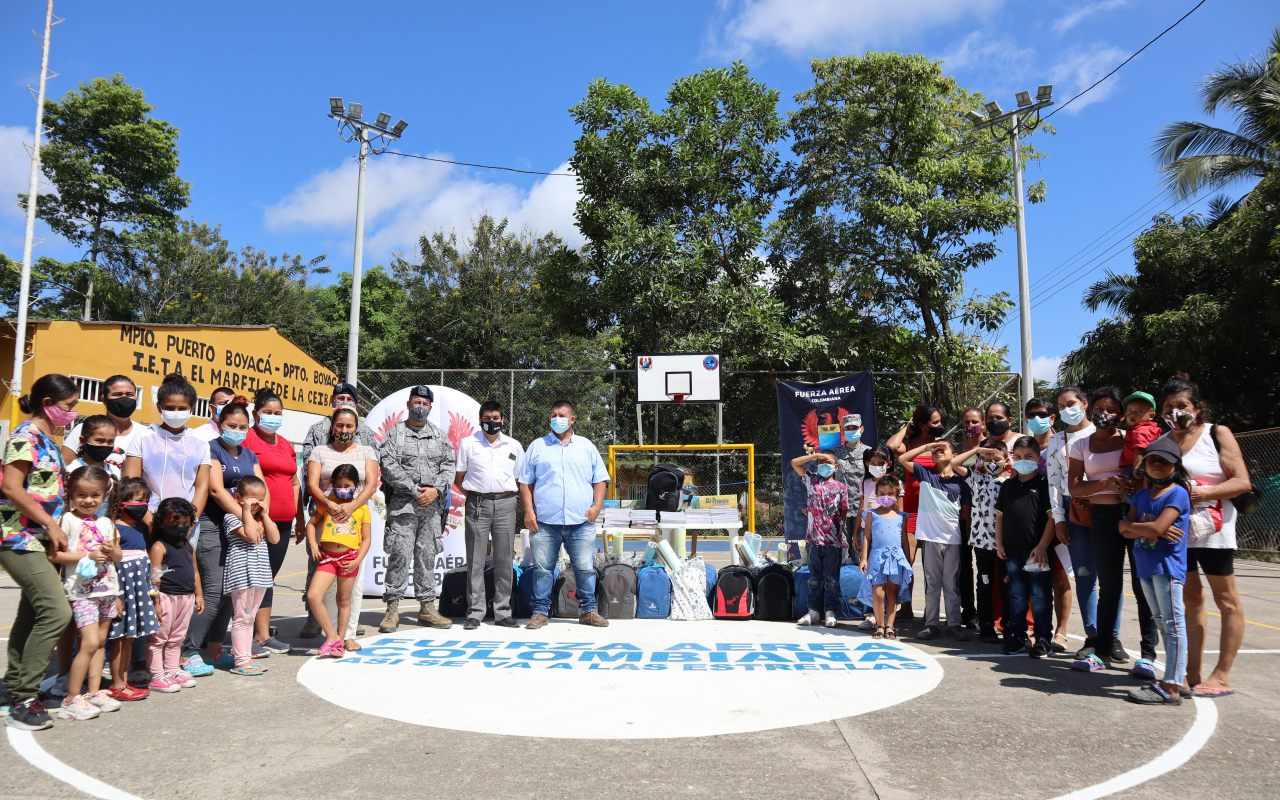 Estudiantes en Puerto Boyacá estrenan zona recreativa gracias al “Plan Corazón Amigo” 