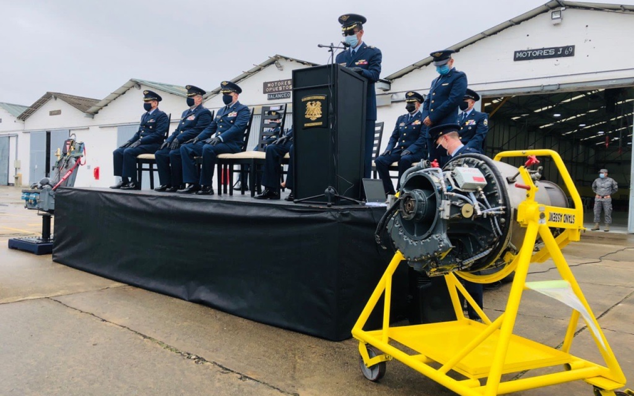 Ceremonia de Clausura del Taller de Motores J-69 en CAMAN