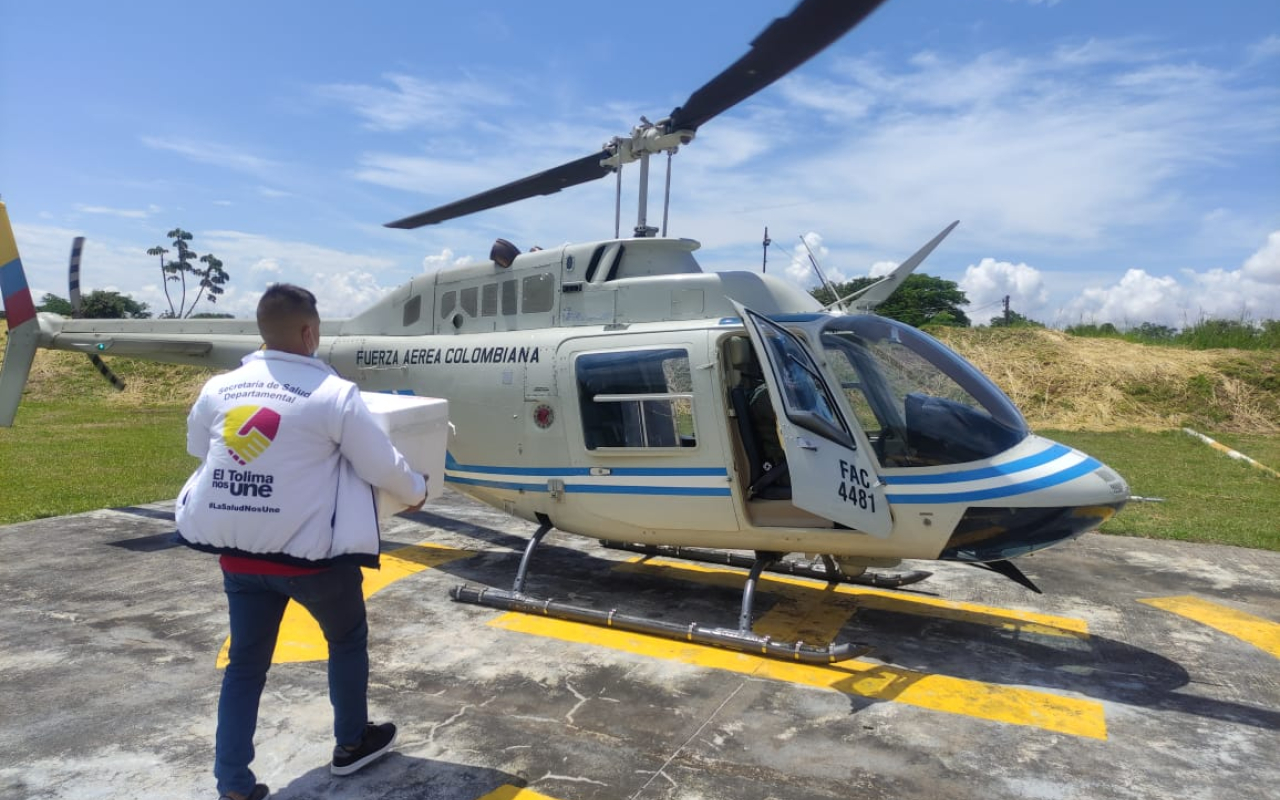 Transporte de esperanza con vacunas contra COVID 19 en el Tolima