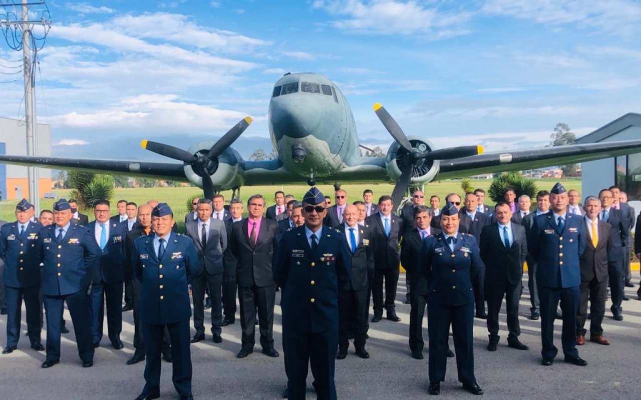 Homenaje a los veteranos en el Comando Aéreo de Mantenimiento