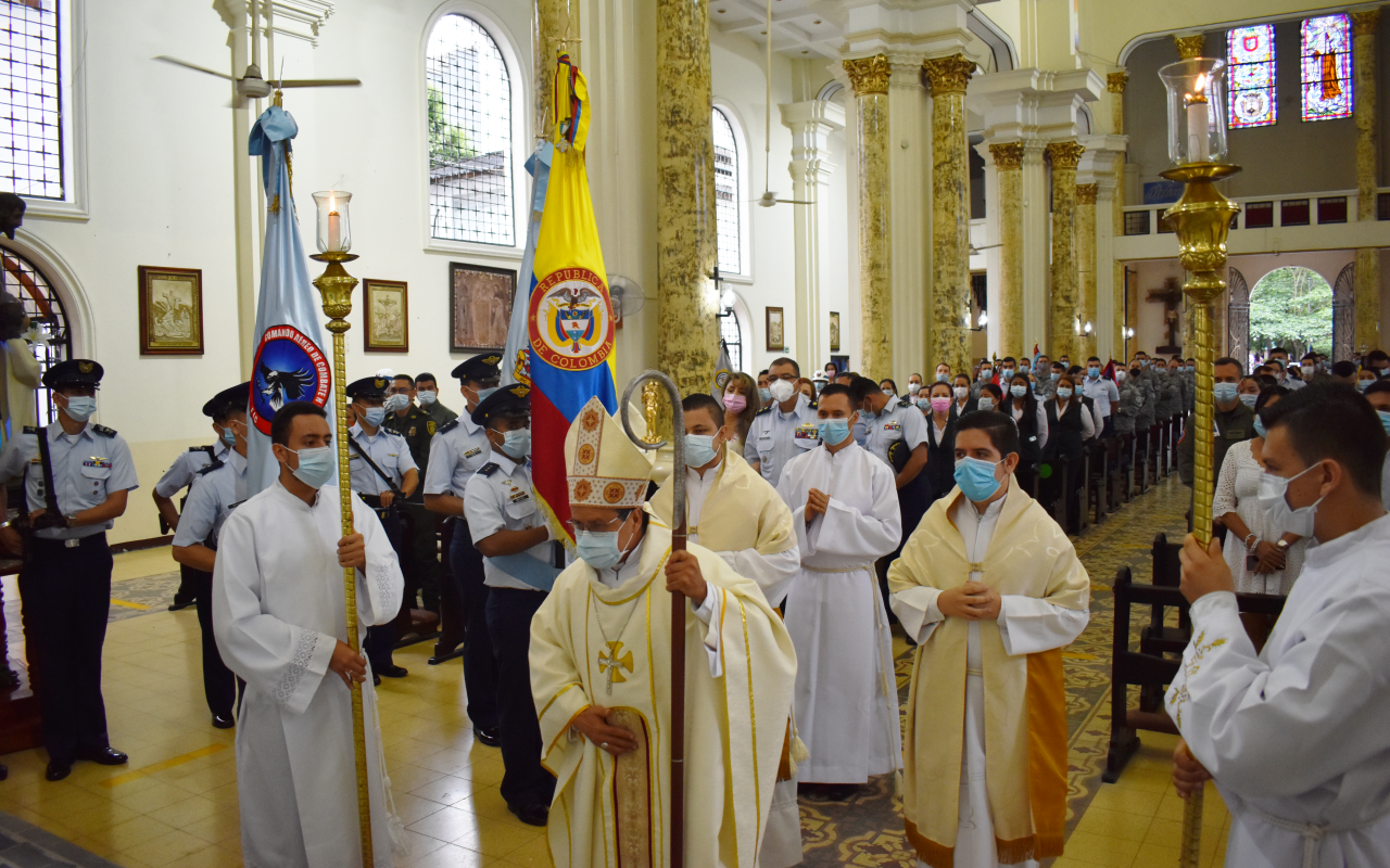  Con Eucaristía de agradecimiento el Comando Aéreo de Combate No.1 dio inició a su aniversario No.88