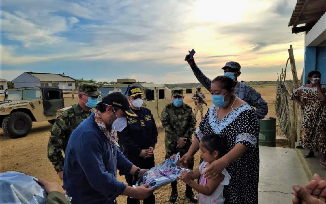 El Viceministro de Defensa y la Fuerza Aérea Colombiana visitaron La Flor de La Guajira
