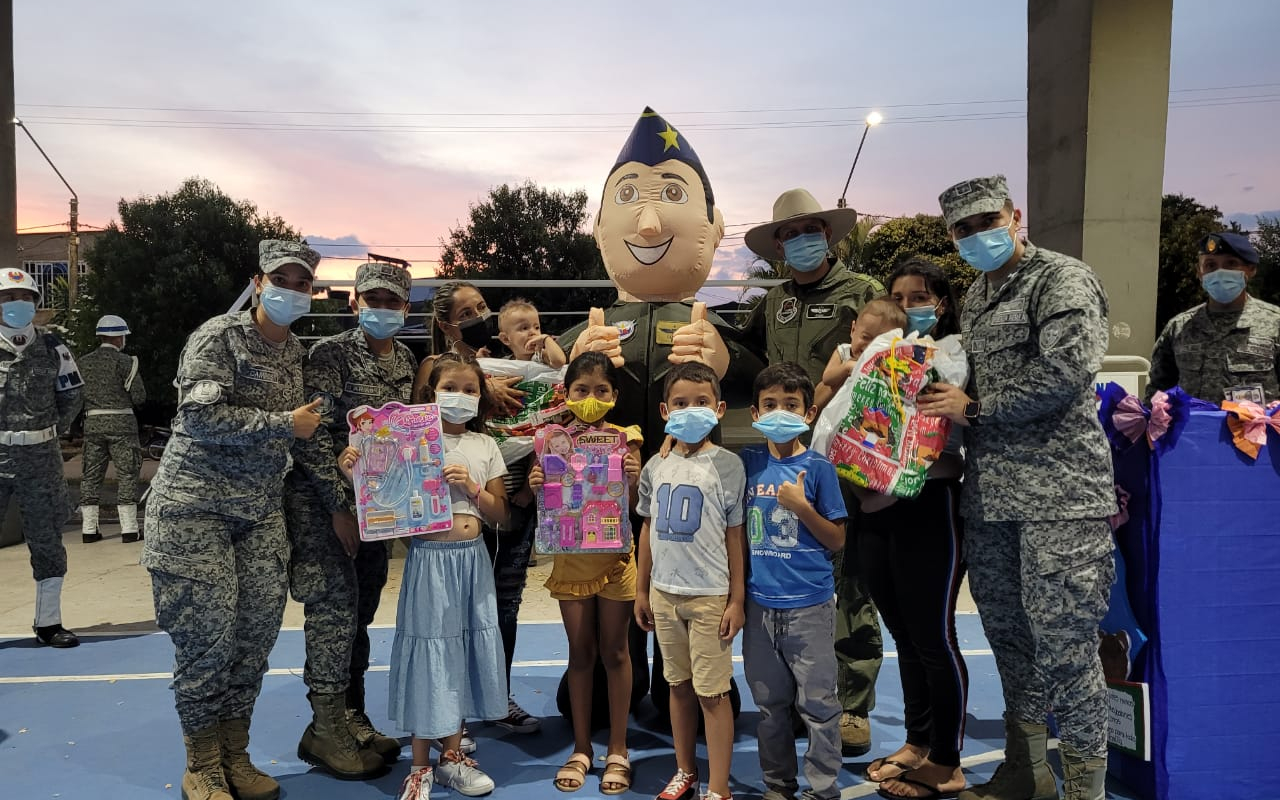 Dibujando sonrisas en esta navidad en Yopal, Casanare 