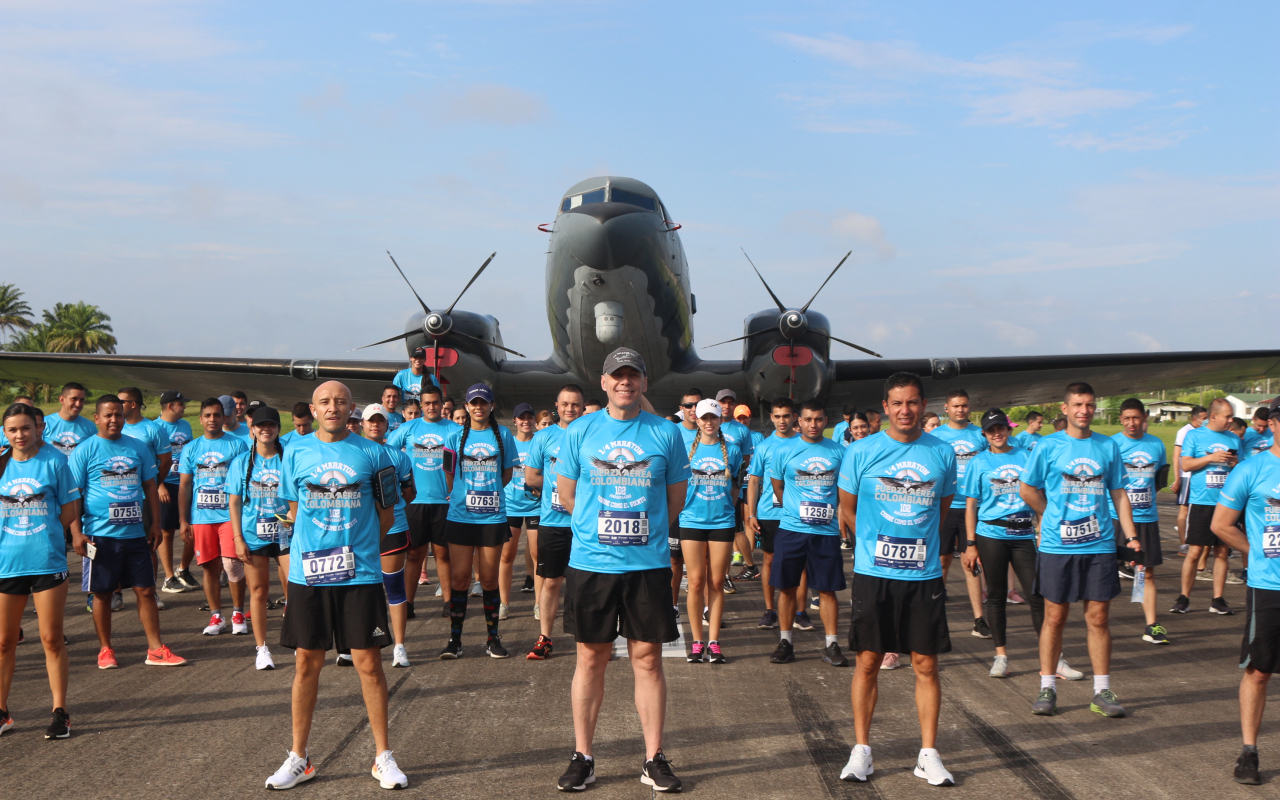 Desde Tres Esquinas Caquetá, El Comando Aéreo de Combate No.6 Corrió la carrera de conmemoración de los 102 años de la Fuerza Aérea Colombiana   