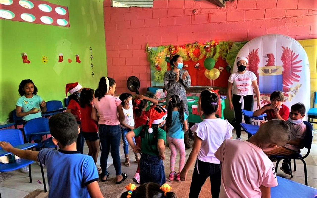 A Sitio Nuevo llegó la navidad con la Fuerza Aérea Colombiana 