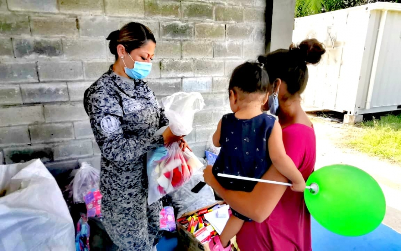 Servicios médicos y regalos llegaron a La Vereda La Ceiba de Puerto Boyacá de la mano de su Fuerza Aérea Colombiana