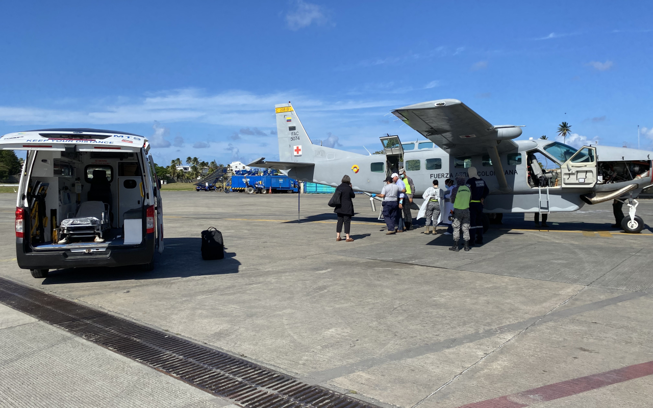 TRASLADO AEROMÉDICO DE ADULTO MAYOR DESDE PROVIDENCIA A SAN ANDRÉS