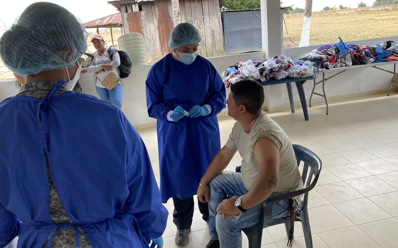 En Vichada, su Fuerza Aérea continúa promoviendo el Plan Nacional de Vacunación contra el COVID-19