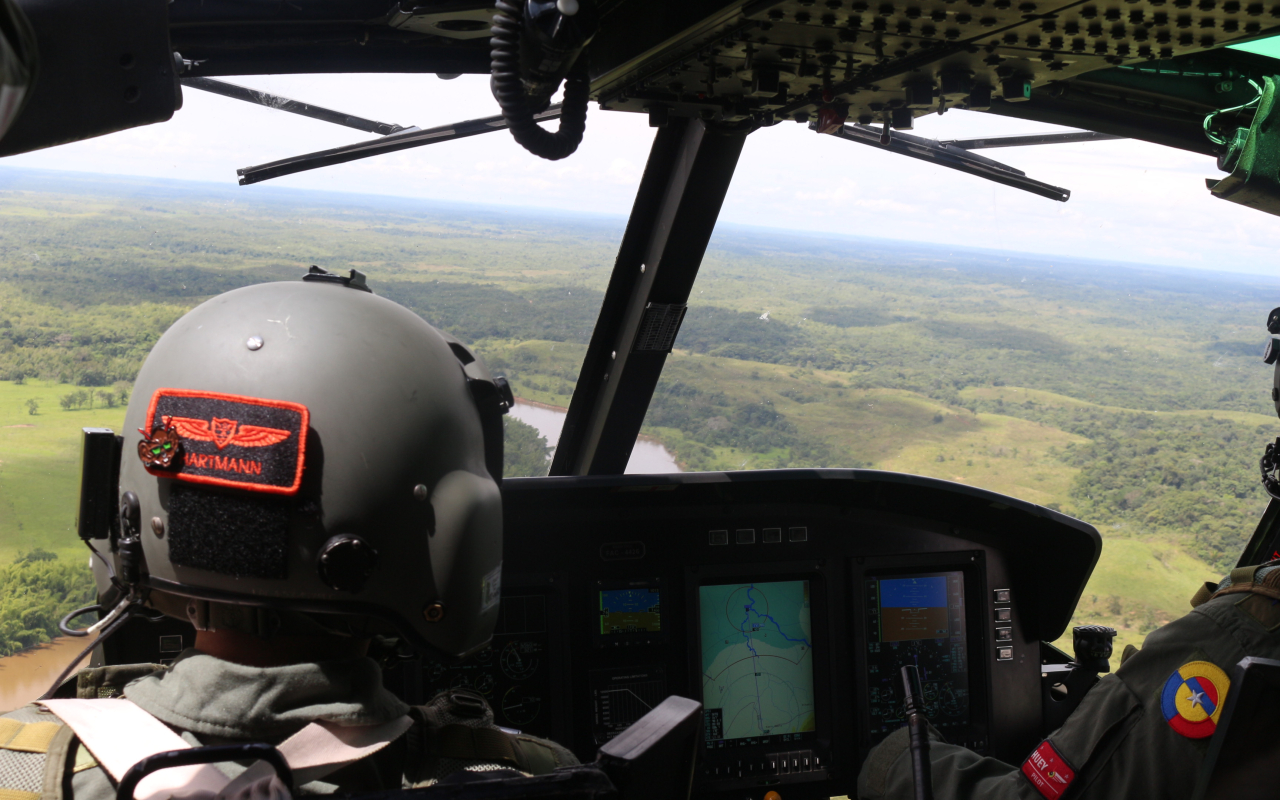 Desde el suroriente del país su Fuerza Aérea brinda tranquilidad durante las manifestaciones 