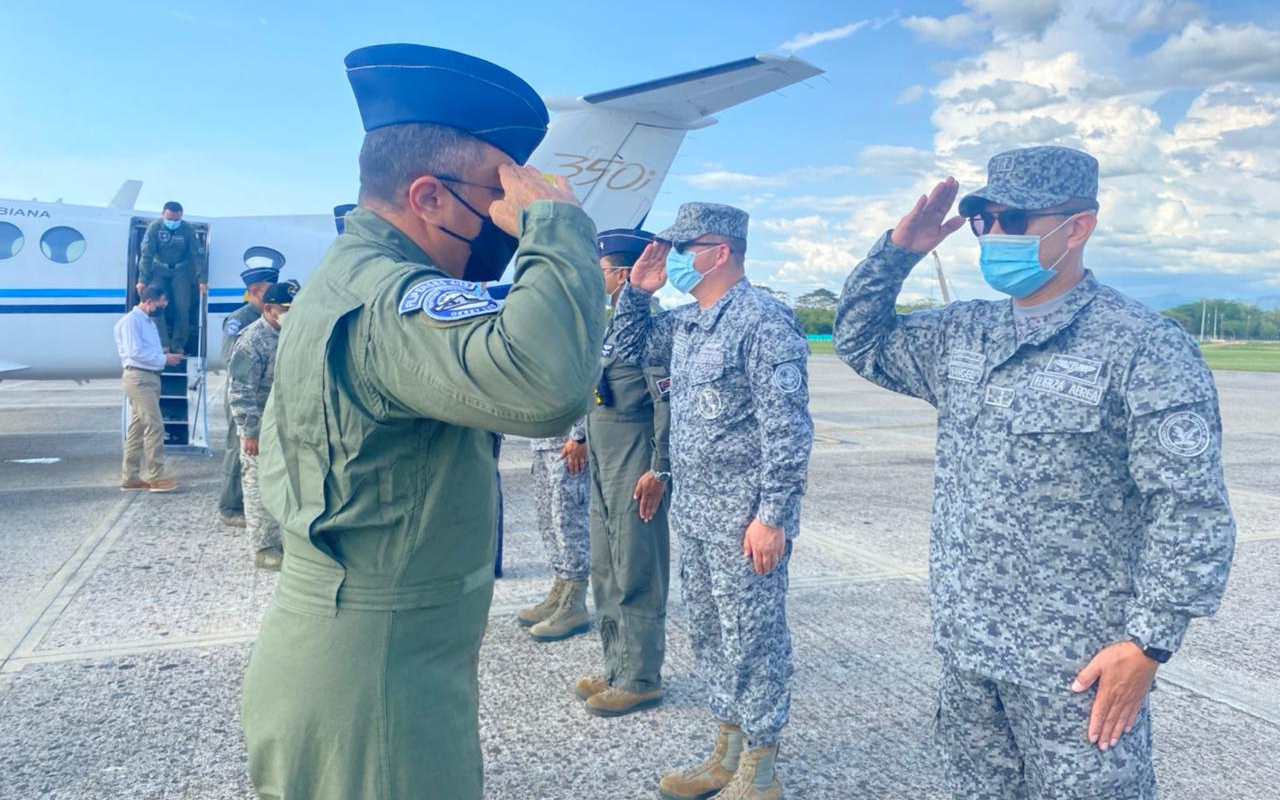 El Jefe de Servicio Nacional Aeronaval de Panamá, realiza visita geoestratégica al Comando Aéreo de Combate No.1