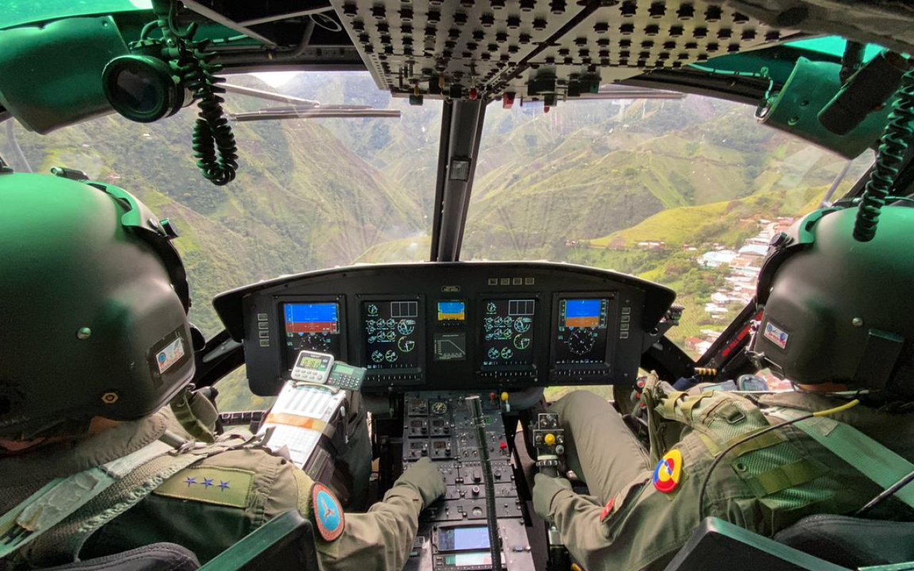 vía aérea llegó material electoral al lugar más alejado del Tolima