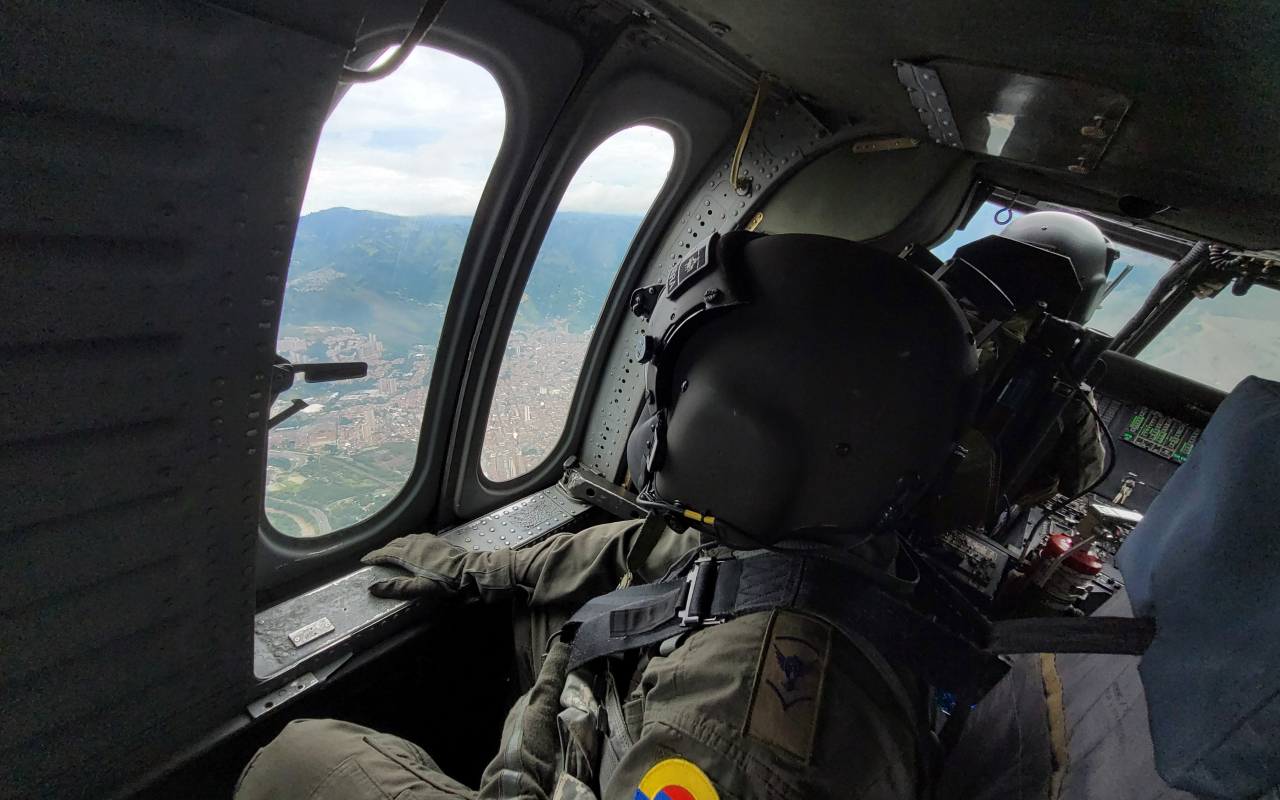 Aeronaves de su Fuerza Aérea monitorean la seguridad de Antioquia y Chocó durante la jornada electoral