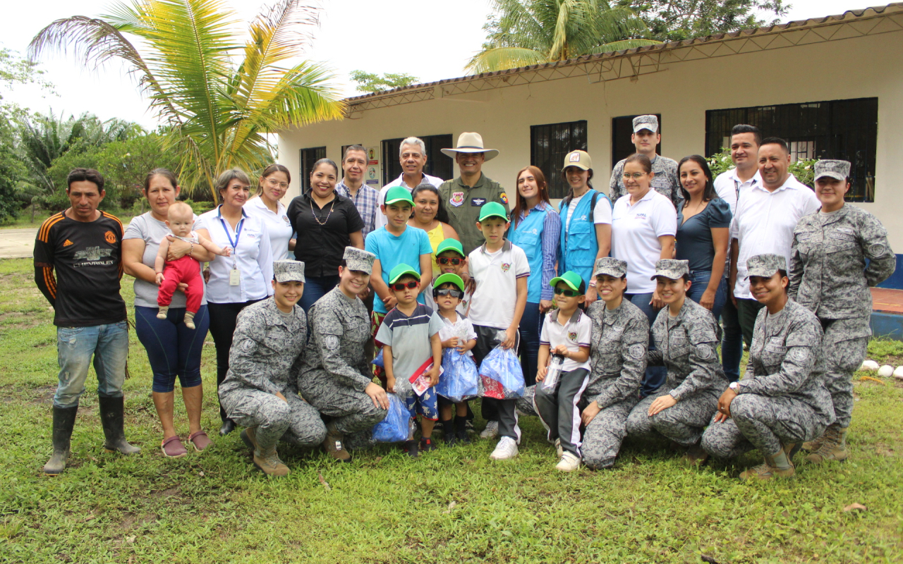 Institución Educativa Policarpa Salavarrieta fue beneficiada gracias al Plan Corazón Amigo