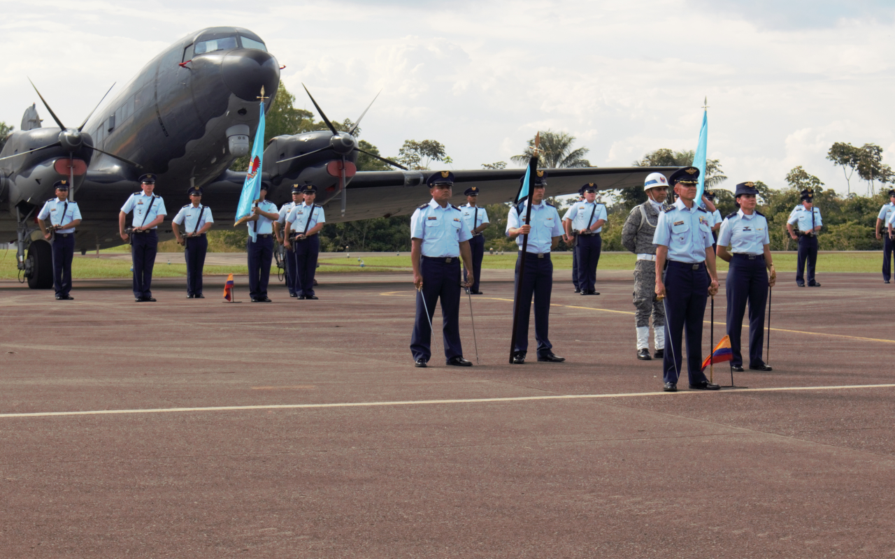 Ceremonia militar en conmemoración a los 88 años del Comando Aéreo de Combate N.6