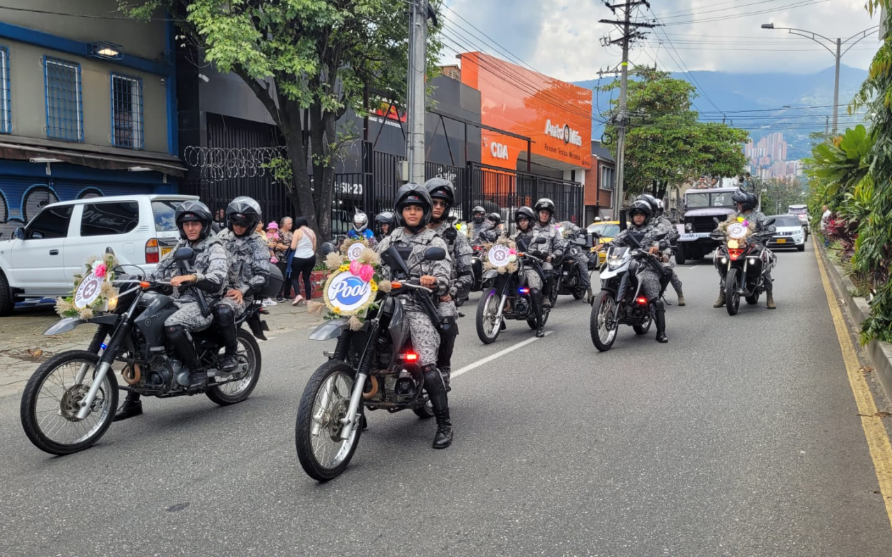 ”Desfile de los Héroes” en su onceava versión, contó con la participación de su Fuerza Aérea