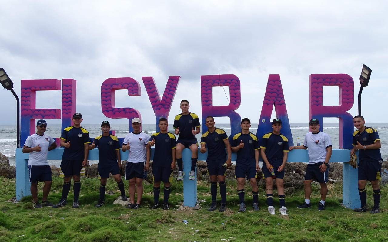 Compromiso del Grupo Aéreo del Caribe con las playas de San Andrés