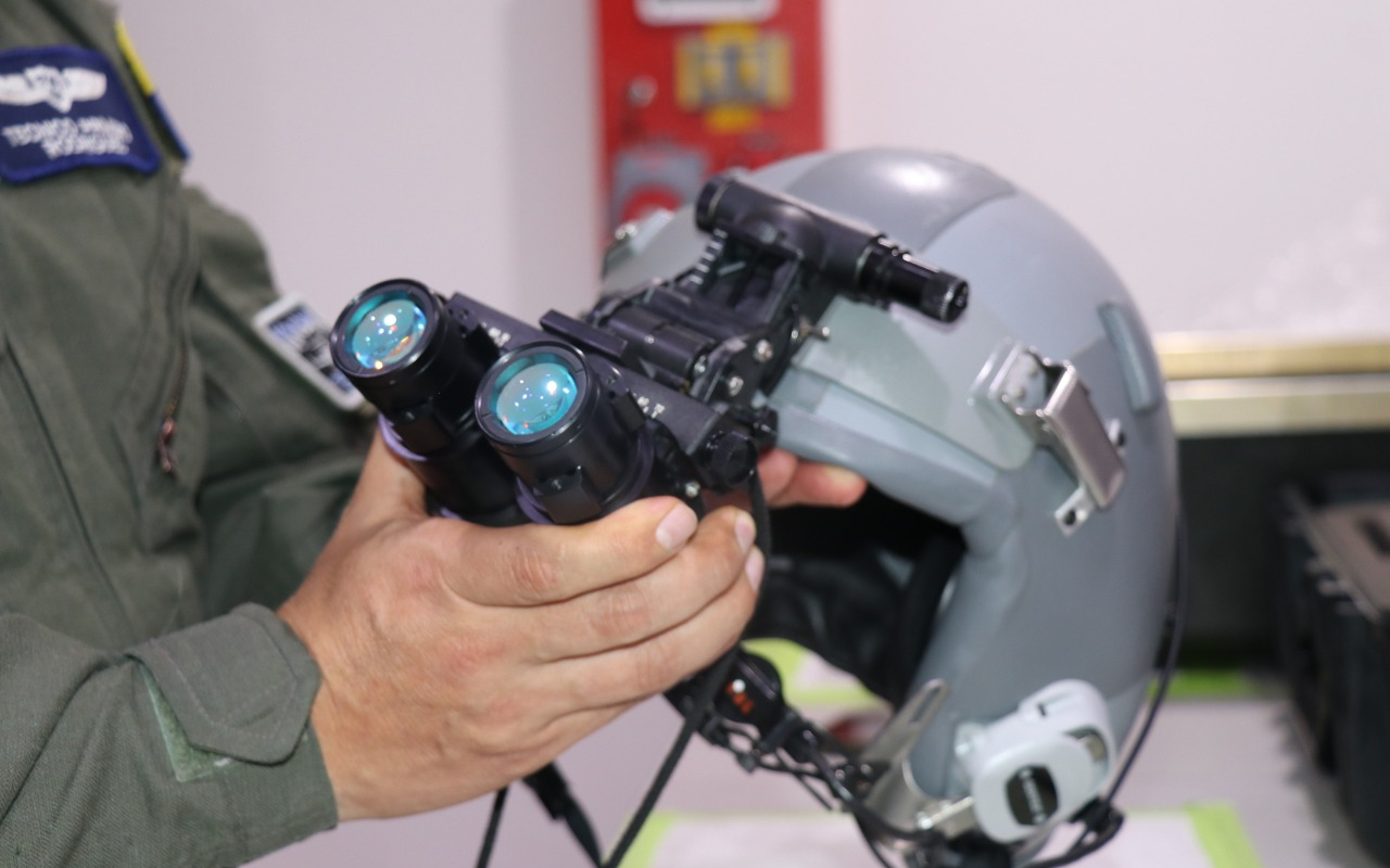 Con visores, el CATAM realiza misiones a cualquier hora del día