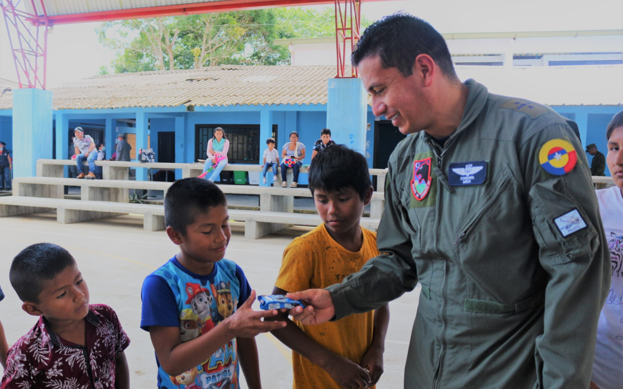 Desde el sur oriente del país su Fuerza Aérea continúa posicionándose como institución integral 