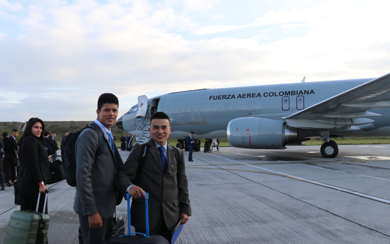 Aspirantes al curso No.99 de Oficiales abordaron aeronave C-40 rumbo a la EMAVI 