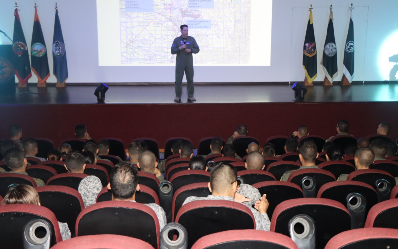 Con ‘Safety talks’ fue celebrado el día de la seguridad operacional en CACOM 2