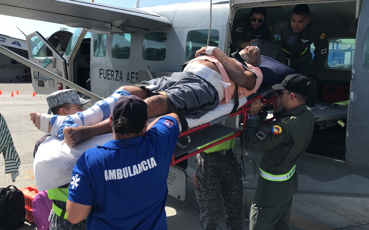 Pacientes de la Isla de Providencia, fueron beneficiados con traslado aeromédico por su Fuerza Aérea