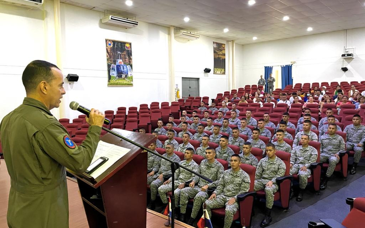 Jóvenes soldados en Melgar, culminan exitosamente el servicio militar