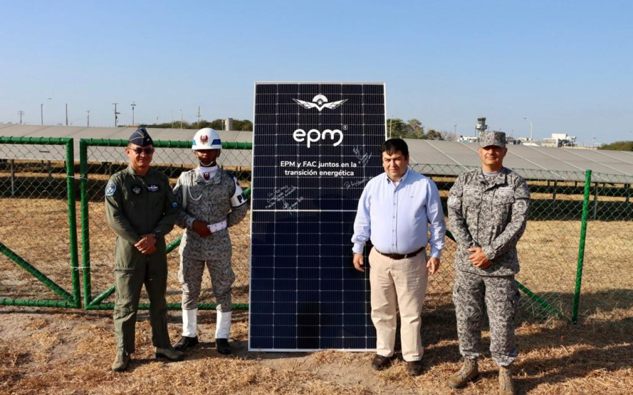 Implementación de energías renovables en la Base de su Fuerza Aérea en  Malambo, Atlántico