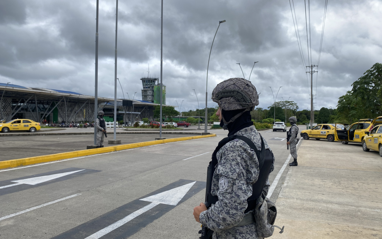 Durante la Semana Mayor, el Grupo Aéreo del Amazonas vela por la seguridad en el extremo sur de Colombia. 