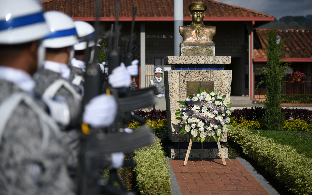 conmemoró Día de la Memoria Histórica y Solidaridad con las Víctimas