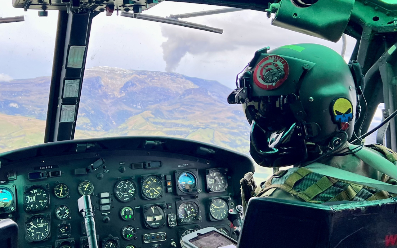Las tripulaciones de su Fuerza Aérea continúan custodiando el nevado del Ruiz