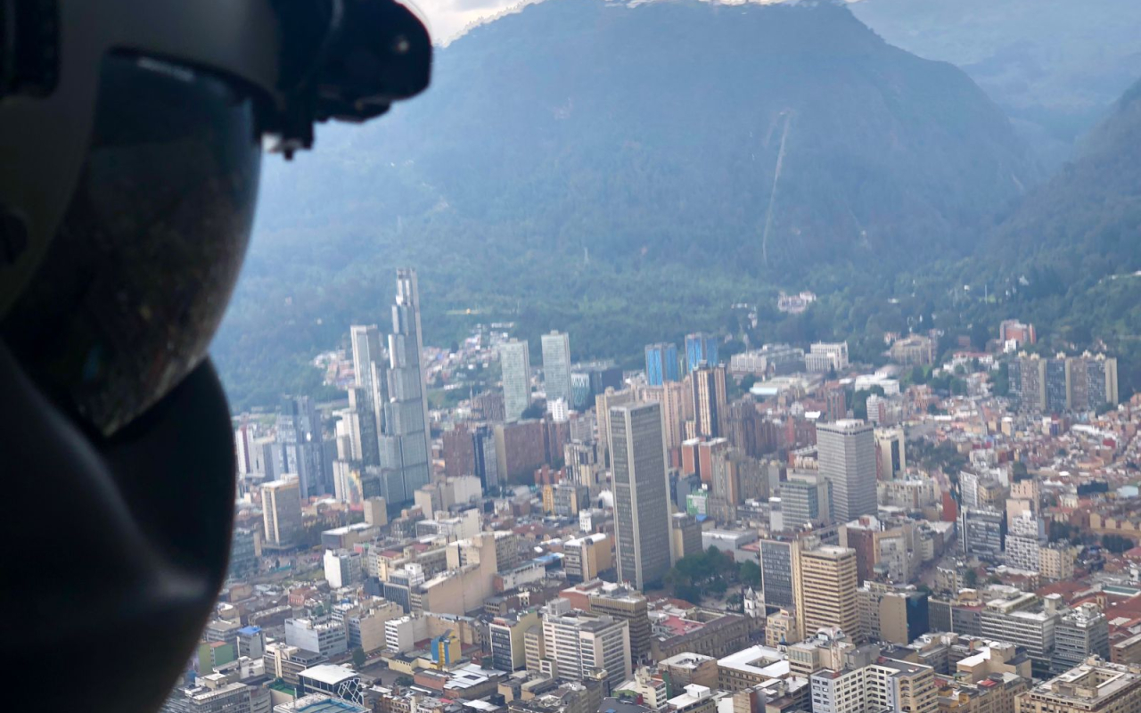 Patrullajes aéreos sobre cerros tutelares y vías de acceso a Bogotá en Semana Santa son realizados por CATAM 