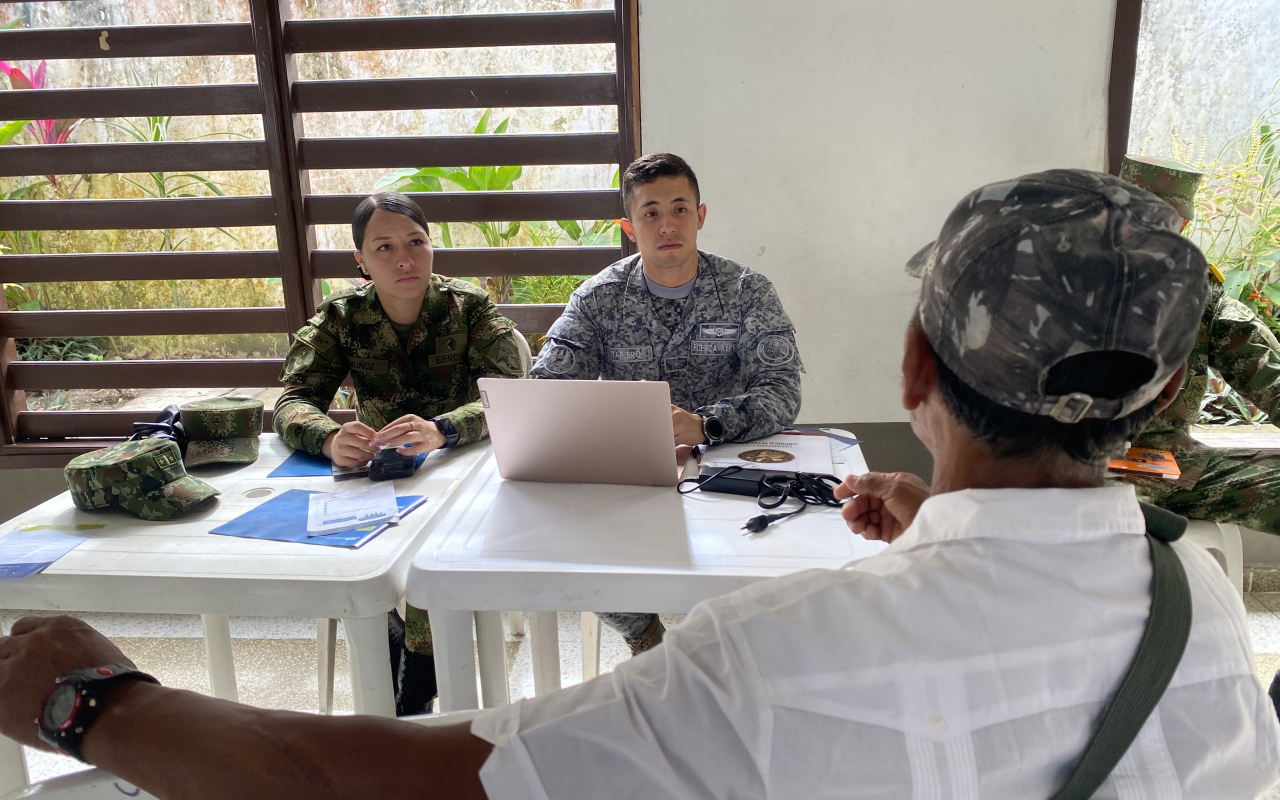 La Fuerza Pública presente en Leticia realizó feria de servicios para víctimas del conflicto