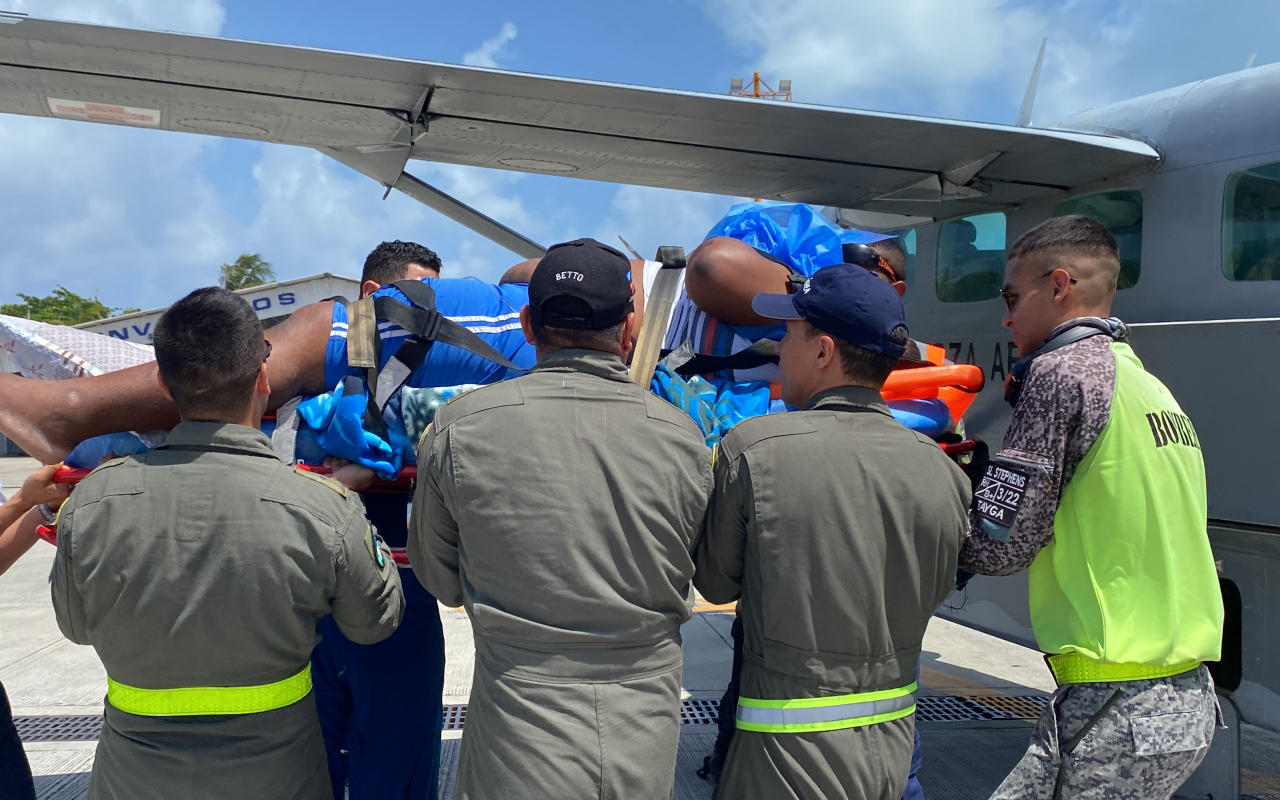 Adulto fue trasladado a San Andrés en una aeronave medicalizada 