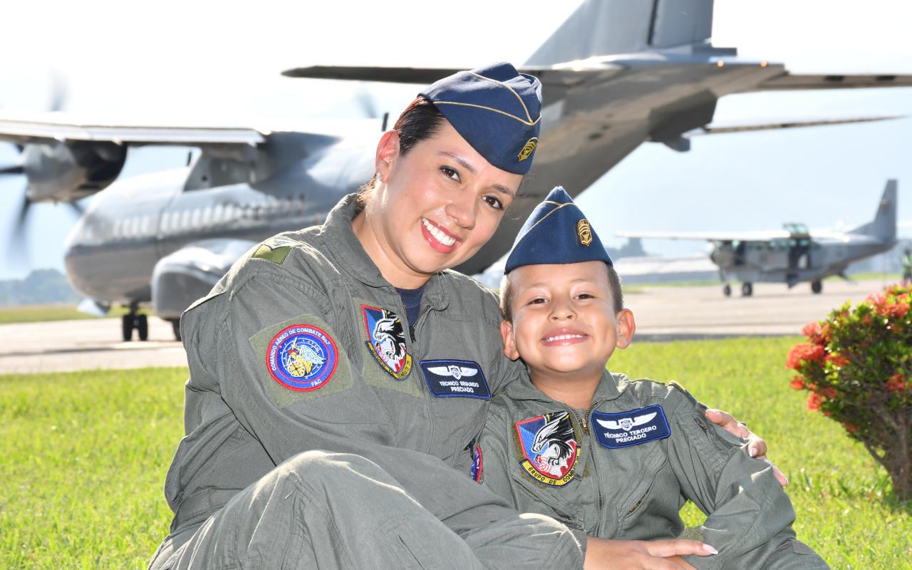 Mamá y militar, dos labores que se llevan con orgullo en el corazón