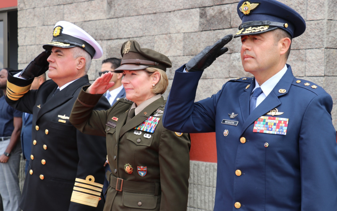 General Laura J. Richardson, Comandante del Comando Sur de EE.UU. visita Colombia