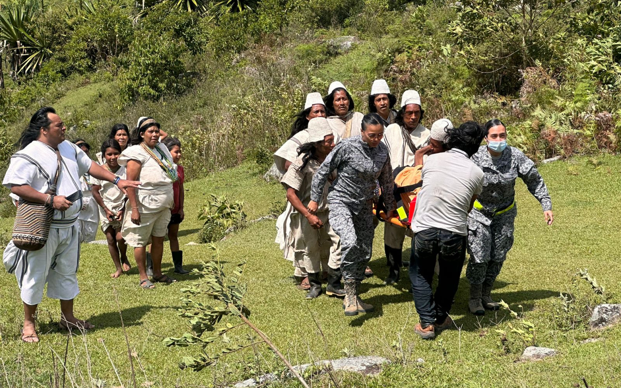 Hombre indígena Arhuaco fue evacuado por su Fuerza Aérea, en Magdalena