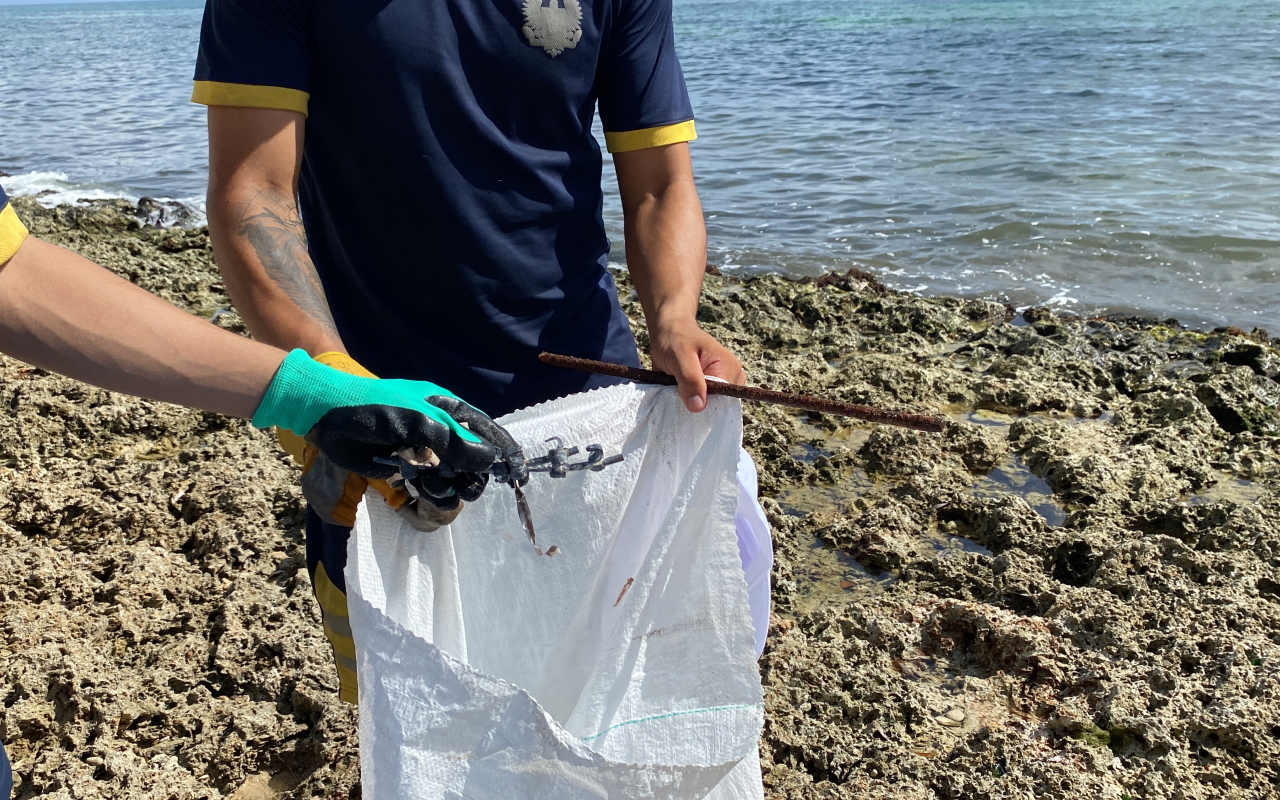 Nueva jornada de limpieza en las playas de San Andrés, Isla