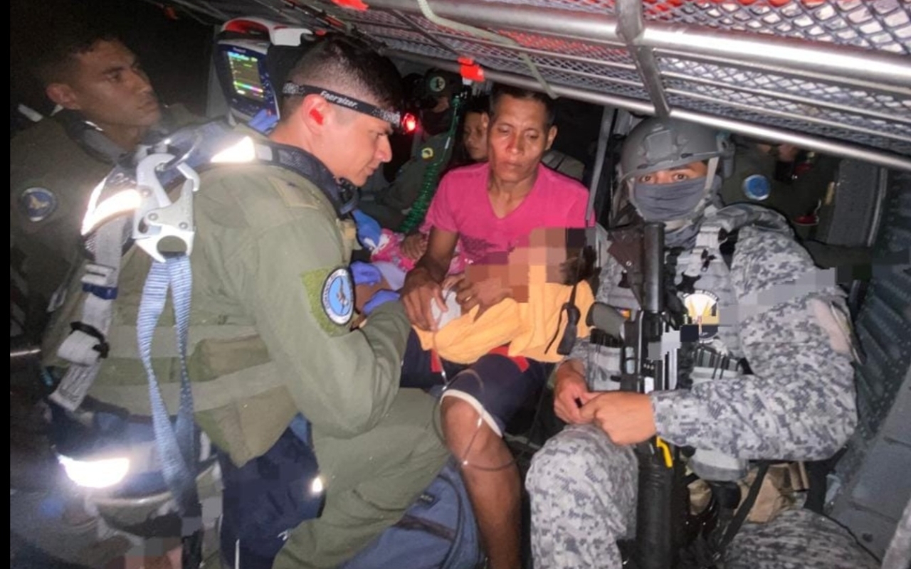 estado de salud, helicóptero Fuerza Aérea evacua cuatro niños, en Chocó*  *Por grave estado de salud, cuatro niños indígenas son evacuados por su Fuerza Aérea, en Chocó