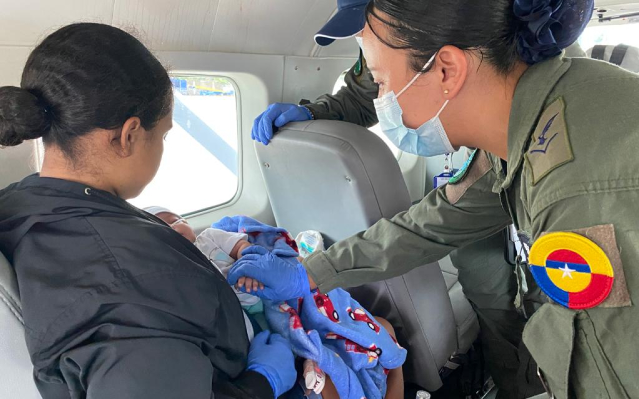 Traslado aeromédico a menor de edad en el Archipiélago